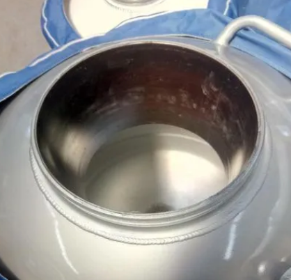 液氮罐內(nei) 部 液氮罐內(nei) 部